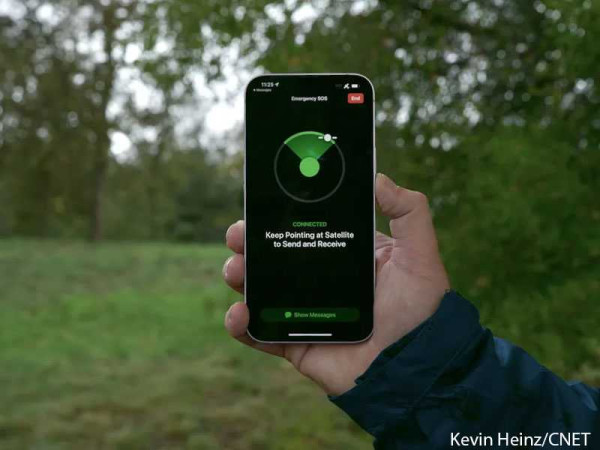 How to Use Your iPhone's Emergency SOS via Satellite to Contact 911