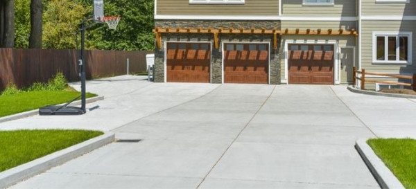 6 Steps to Remove Concrete Coatings