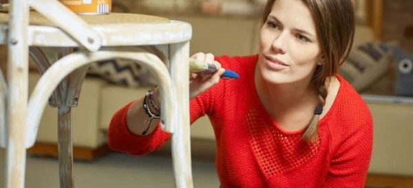 The Basics on Painting Antique Furniture