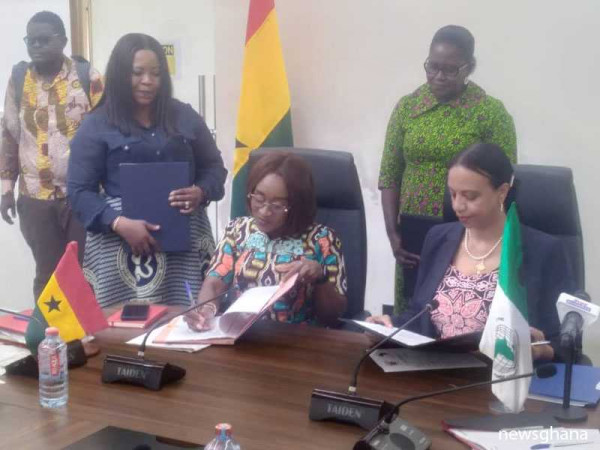 Ghana, AfDB signs loan agreement of US$102.59 million to boost country’s budget