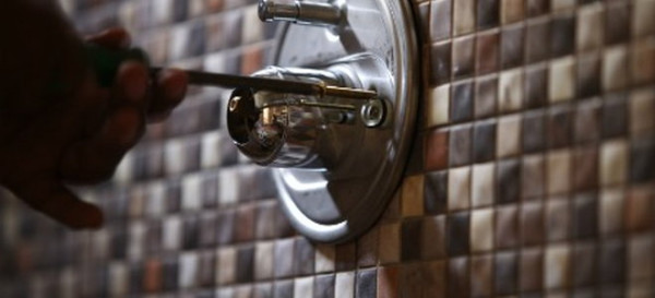 Repair Your Leaky Single Handle Shower Faucet