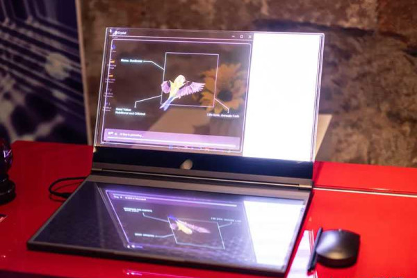 Lenovo's Transparent Display Laptop Is a Sight to See