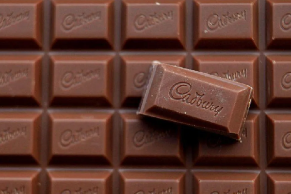 Cadbury loses royal warrant after 170 years 