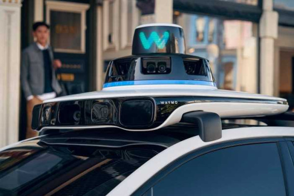 Waymo plans to launch a robotaxi service in London in 2026 