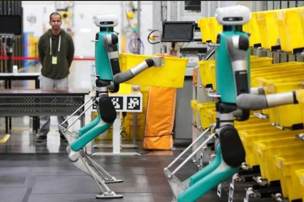Amazon hopes to replace 600,000 US workers with robots, according to leaked documents 