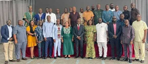 Govt to Roll Out 24-Hour Model Markets for 261 Districts in December