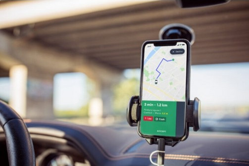 App drivers demand reduction in 30 per cent commission charge