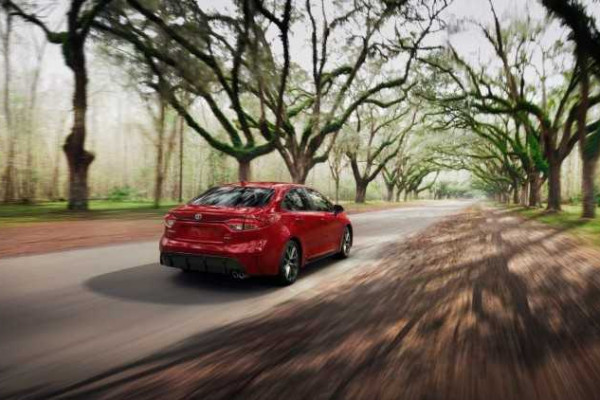 Toyota keeps betting on hybrid vehicles in the US 