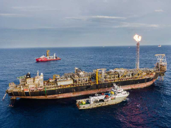 Ghana moves to reverse crude oil production decline with new investments