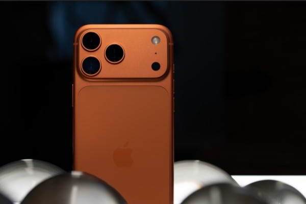 Apple removed a Night mode photo feature from the iPhone 17 Pro 