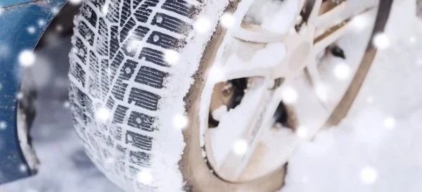 Winter Car Care for People Who Park Outside 