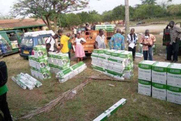 Cocobod gives out motorized slashers to Cocoa farmers in Western North