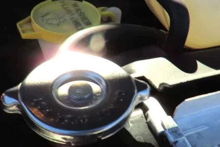 How to Remove a Radiator Cap without Damaging Your Vehicle 