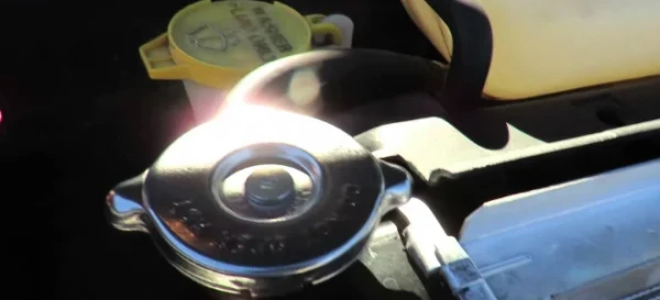 How to Remove a Radiator Cap without Damaging Your Vehicle 