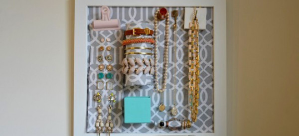 How to Build a Wall Jewelry Organizer 