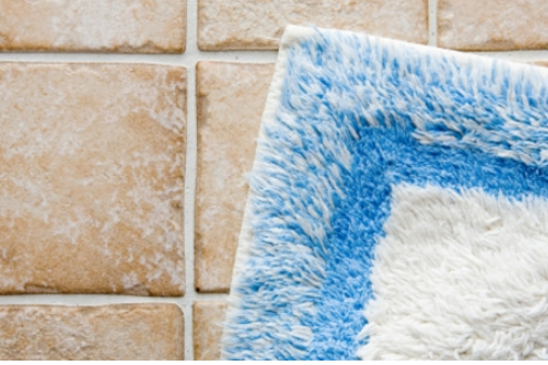  Selecting Bathroom Rugs: What Materials Are Best? 