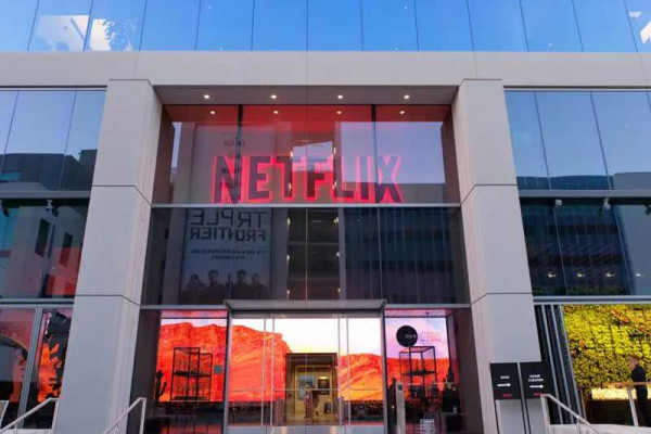 Netflix to expand into cloud gaming, opens new studio in Southern California