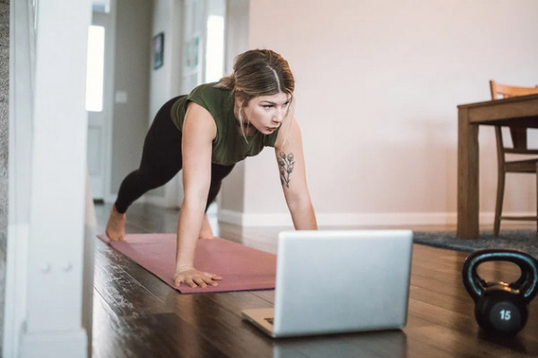 How 4-Second Workouts Can Counteract Sitting All Day