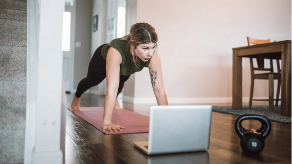 How 4-Second Workouts Can Counteract Sitting All Day