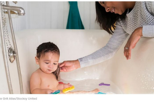 4 Reasons Why the Bath Is My Ultimate Parenting Hack