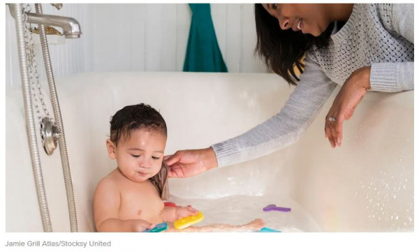 4 Reasons Why the Bath Is My Ultimate Parenting Hack