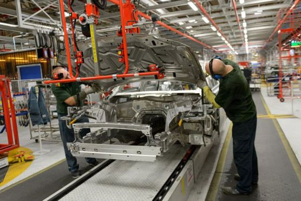 Jaguar Land Rover announces electric car investment