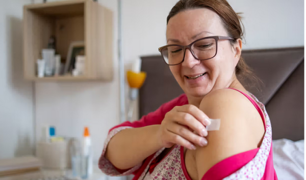 An Expert Answers: Is Menopausal Hormone Therapy Right for Me?