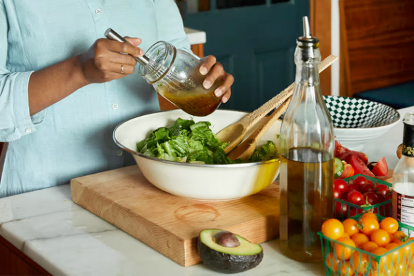 7 Widespread Myths About Intermittent Fasting Debunked by Dietitians