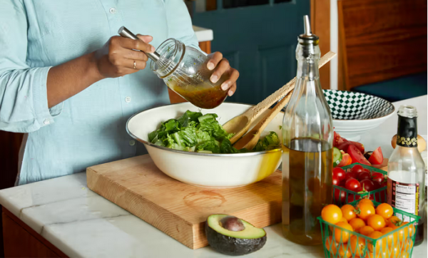 7 Widespread Myths About Intermittent Fasting Debunked by Dietitians