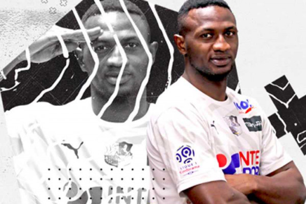 Defender Nicholas Opoku joins Amiens SC on loan