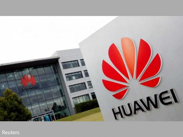 Huawei: China attacks UK's 'groundless' ban of 5G kit
