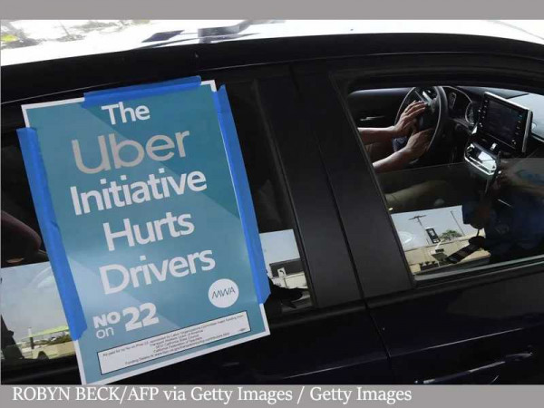 Uber drivers sue company alleging coercive Prop 22 advertising