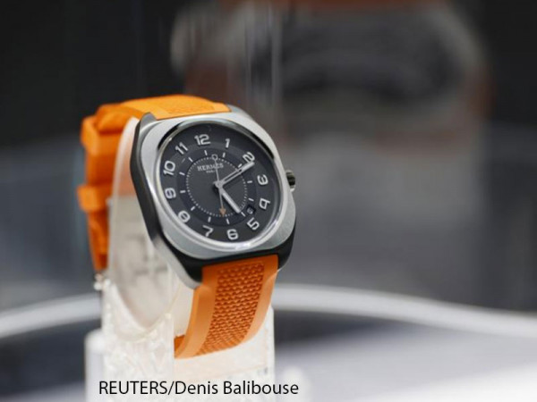 Swiss watchmakers go digital to show off new products, revive sales