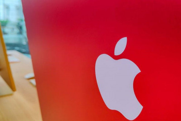Apple censors engraving service, report claims