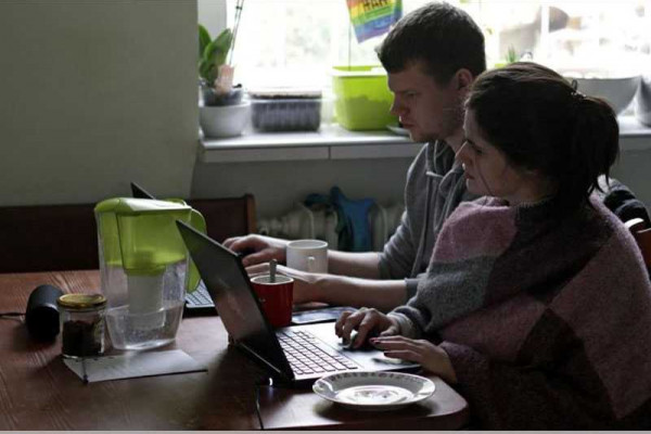 Home work triggers demand jump for chips, laptops and network goods