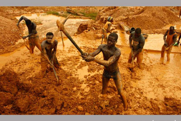 Ghanaians urged to help government fight 'galamsey'