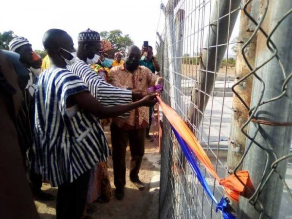 Minister hands over crop drying platform to Tarikom community