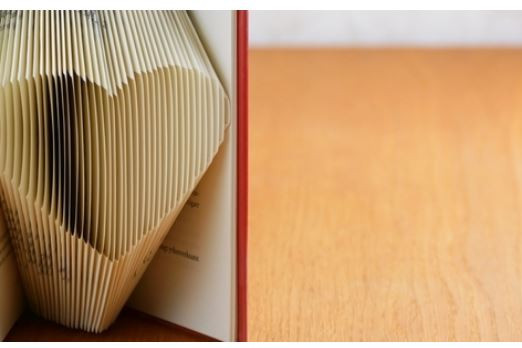 5 DIY Projects You Can Make With Old Books