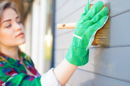How Long Does Exterior Latex Paint Need to Dry Before Rain?