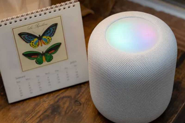 Siri gets a bit smarter, but Apple Home is still lagging behind