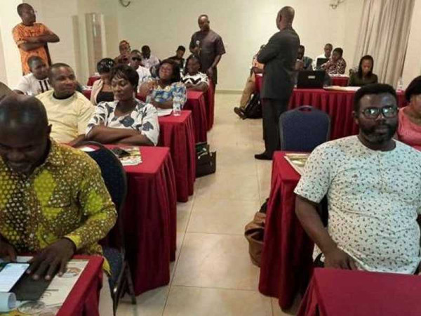 N/R journalists acquire skills in population reporting