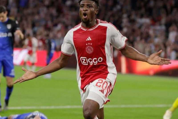 Mohammed Kudus: West Ham complete £38m signing of Ajax midfielder