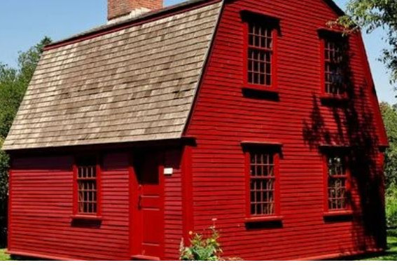 Gambrel Roof Pros and Cons