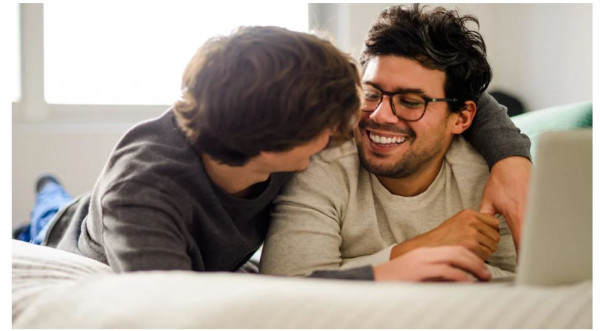 How to Up Your Relationship Intimacy with Pillow Talk