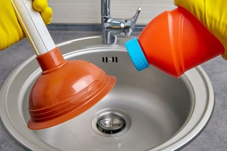 Using Muriatic Acid to Clean Drains