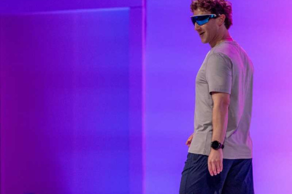 Meta burned $19 billion on VR last year, and 2026 won’t be any better