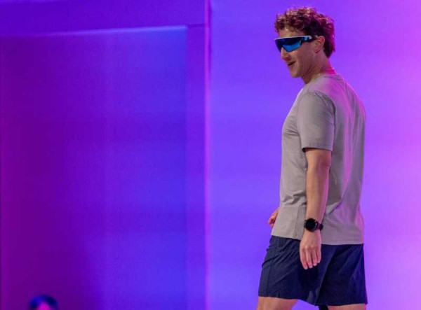 Meta burned $19 billion on VR last year, and 2026 won’t be any better