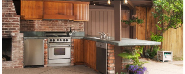How Much Do Outdoor Kitchens Cost?