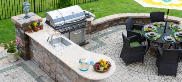 How to Install Plumbing for an Outdoor Kitchen