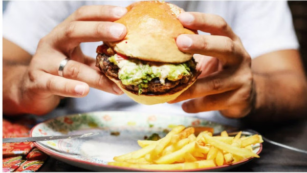 Drinking Alcohol May Lead to Ultra-Processed Food Cravings. Here’s Why